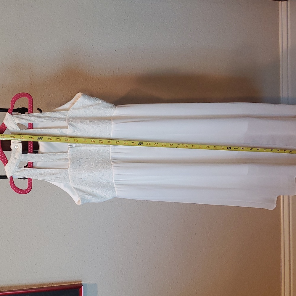 White Formal or Flowergirl Dress - Picture 7 of 8